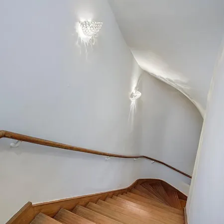 Bedroom 2 - Authentic Charm - Coliving Historic House